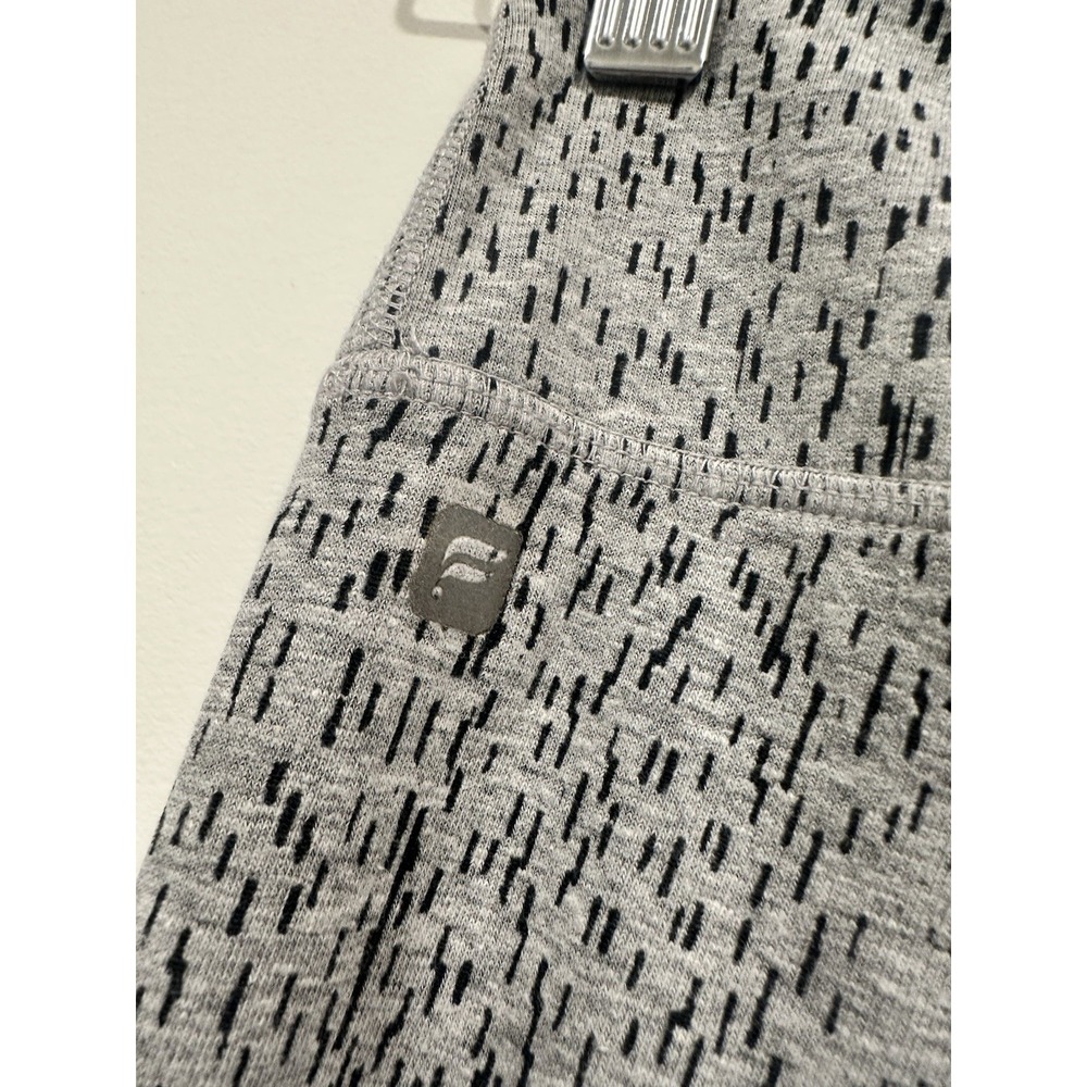 Fabletics NWT Burnout Gray Capri XS - Picture 3 of 5